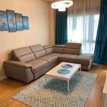 Apartment Sofia, City Centar พอดโกริกา ภายนอก รูปภาพ