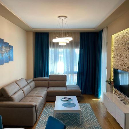 Apartment Sofia, City Centar พอดโกริกา ภายนอก รูปภาพ