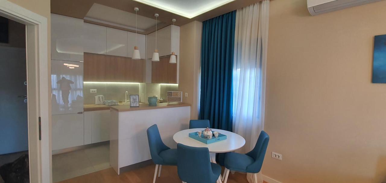 Apartment Sofia, City Centar พอดโกริกา ภายนอก รูปภาพ