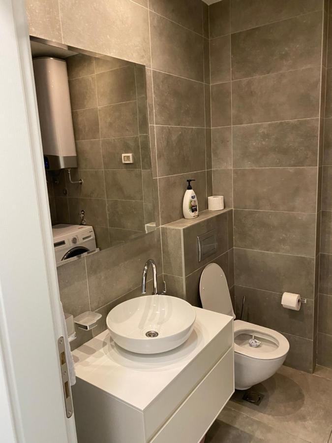 Apartment Sofia, City Centar พอดโกริกา ภายนอก รูปภาพ